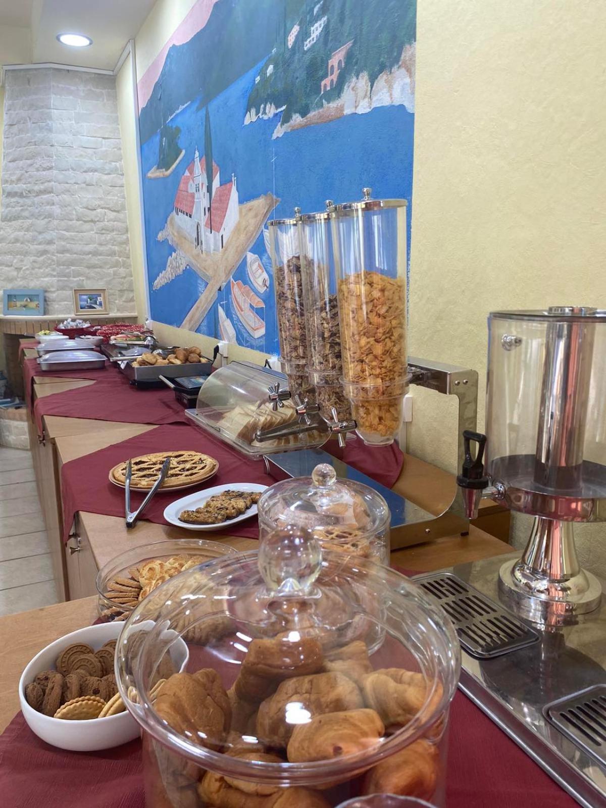 Corfu Hotel Apartments Бенитсес Экстерьер фото